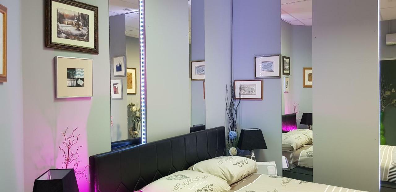 Charming Design Apartment In The Heart Of Лейден Екстериор снимка
